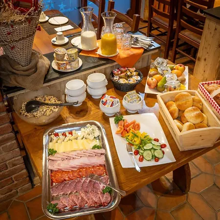 Mountain Bed and Breakfast 3*