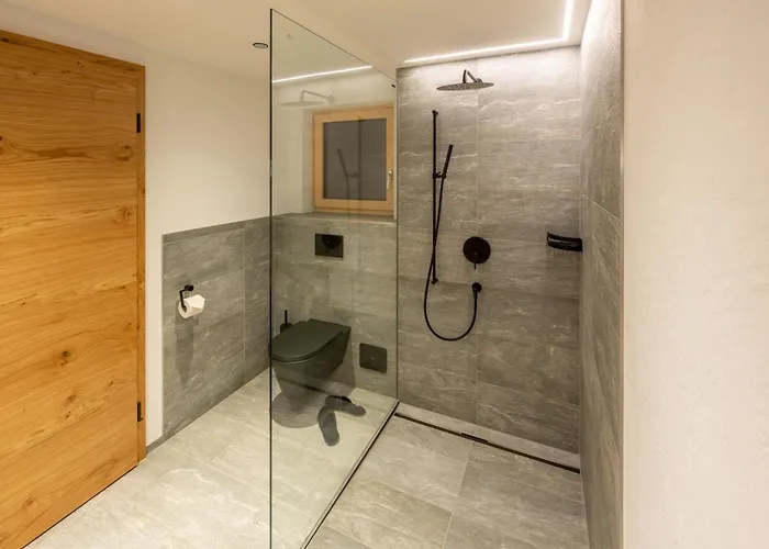 Mountain 3* غراشن